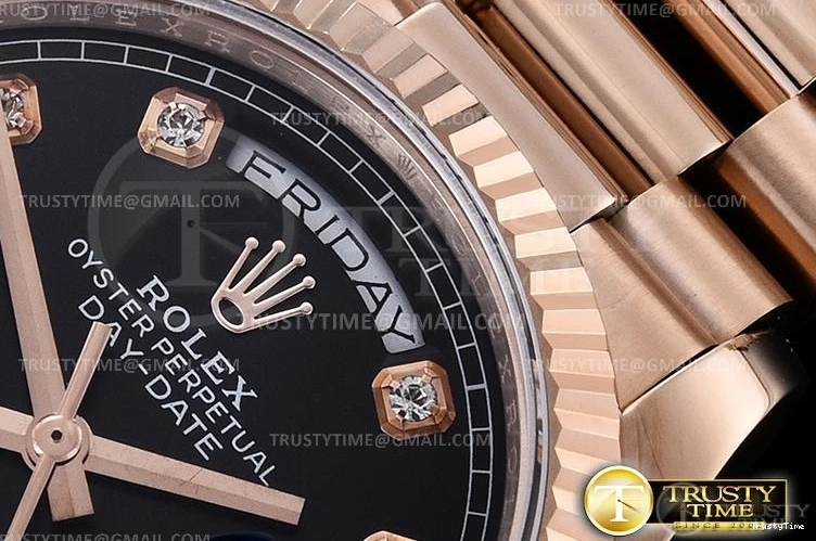 0322 RDD0219H – DayDate 36mm ComfortFit 694